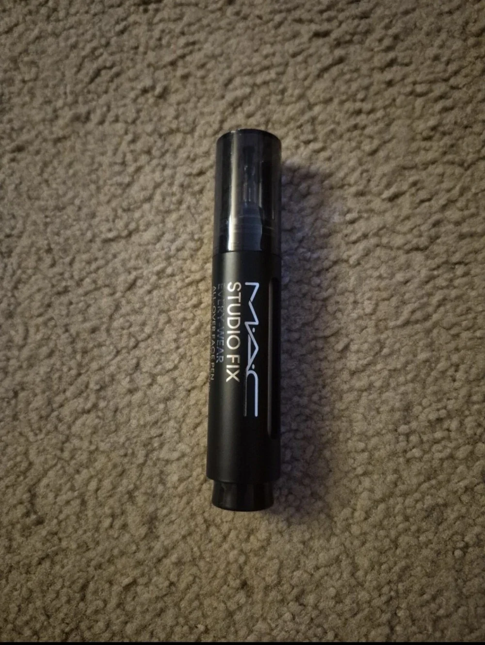 MAC Cosmetics Studio Fix All Over Face Pen Crayon Corrector NW20